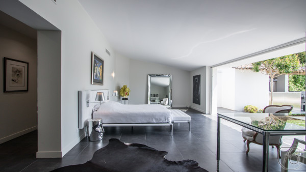 villa in Cannes : Rent 7 bedroom villa located in the hills of Cannes with quick and easy access to the beaches and the Croisette - Photo 5