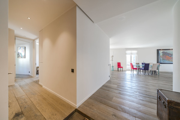 apartment in Cannes : Rent Huge penthouse on the Croisette and across the street from the Palais with panoramic views and pool on the roof - Photo 54