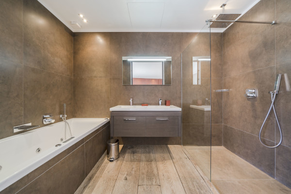 apartment in Cannes : Rent Huge penthouse on the Croisette and across the street from the Palais with panoramic views and pool on the roof - Photo 70