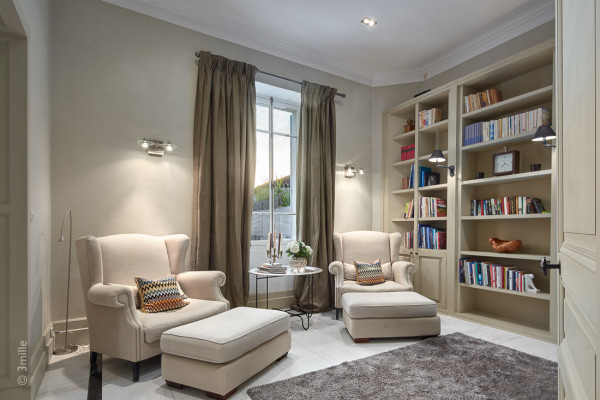 villa in Cannes : Rent gorgeous 5 bedroom villa with pool in the heart of Vallauris, Cannes with easy access to the Croisette, beaches with pool. - Photo 27