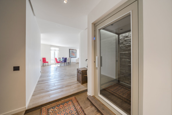 apartment in Cannes : Rent Huge penthouse on the Croisette and across the street from the Palais with panoramic views and pool on the roof - Photo 49