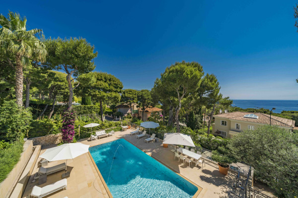 villa in Saint-Jean-Cap-Ferrat : Rent incredible 6 bedroom property located in St Jean Cap Ferrat with stunning views over the sea - Photo 22