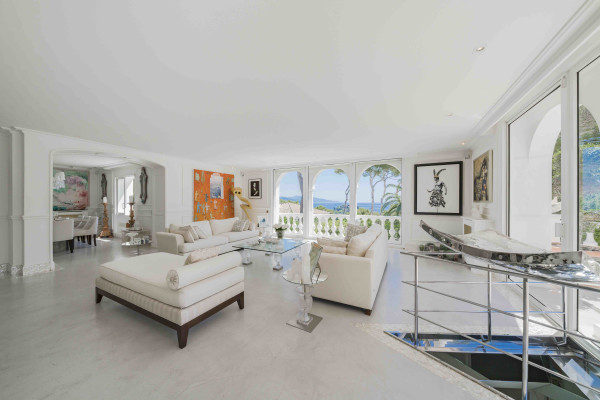 villa in Saint-Jean-Cap-Ferrat : Rent incredible 6 bedroom property located in St Jean Cap Ferrat with stunning views over the sea - Photo 44