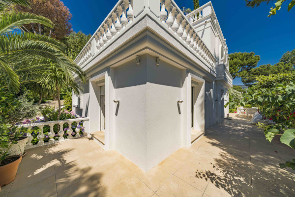 villa in Saint-Jean-Cap-Ferrat : Rent incredible 6 bedroom property located in St Jean Cap Ferrat with stunning views over the sea - Photo 72