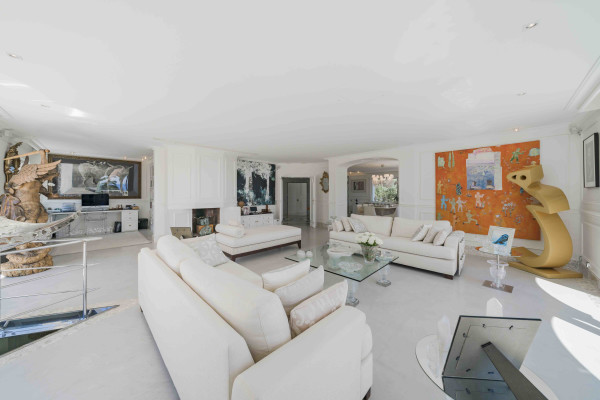 villa in Saint-Jean-Cap-Ferrat : Rent incredible 6 bedroom property located in St Jean Cap Ferrat with stunning views over the sea - Photo 48