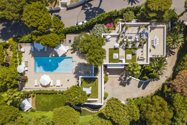 villa in Saint-Jean-Cap-Ferrat : Rent incredible 6 bedroom property located in St Jean Cap Ferrat with stunning views over the sea - Photo 89