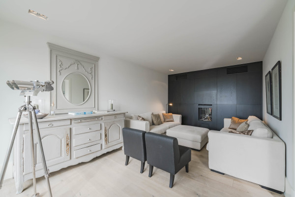 villa in Cannes : Rent Estee Lauders former villa, 6 bedrooms located in the centre of Cannes only a short walk to the beach - Photo 20