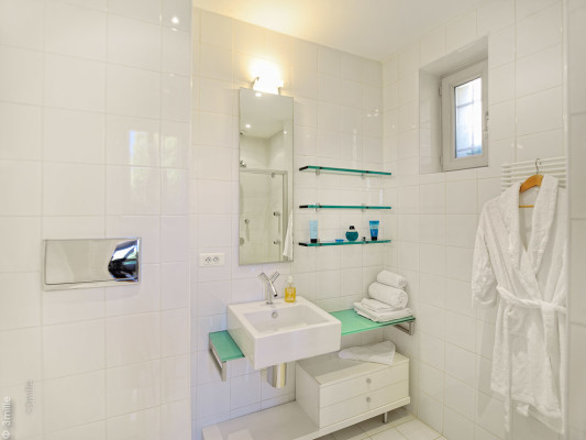 villa in Cannes : Luxury Villa to Rent, Five minutes from the Palais des Festivals - Photo 31