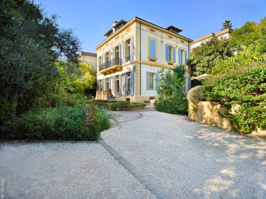 villa in Cannes : Luxury Villa to Rent, Five minutes from the Palais des Festivals - Photo 2