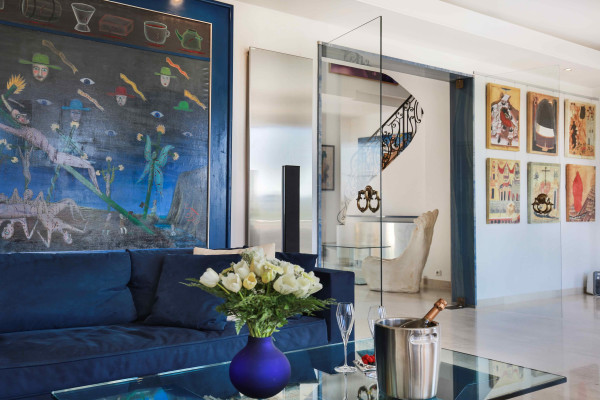 villa in Cap d'Antibes : Rent Gorgeous 4 bedroom villa in the heart of the gorgeous Cap d'Antibes close to the beaches and Cannes - Photo 25