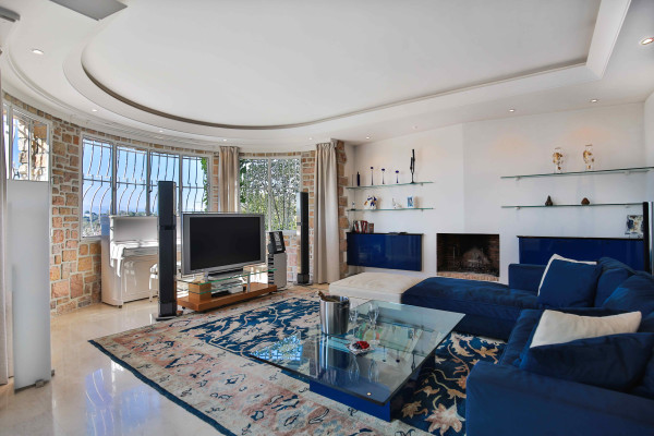 villa in Cap d'Antibes : Rent Gorgeous 4 bedroom villa in the heart of the gorgeous Cap d'Antibes close to the beaches and Cannes - Photo 26