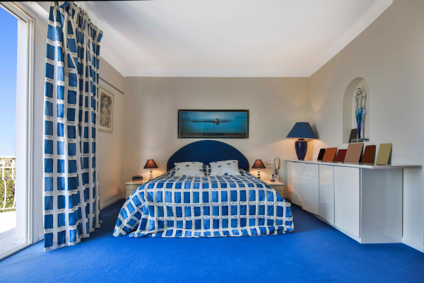 villa in Cap d'Antibes : Rent Gorgeous 4 bedroom villa in the heart of the gorgeous Cap d'Antibes close to the beaches and Cannes - Photo 30