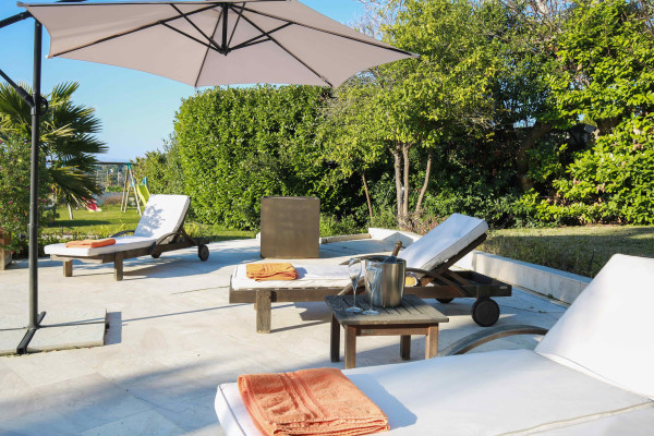 villa in Cap d'Antibes : Rent Gorgeous 4 bedroom villa in the heart of the gorgeous Cap d'Antibes close to the beaches and Cannes - Photo 38