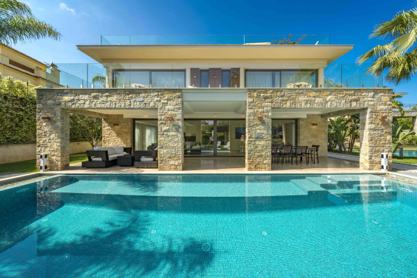 villa in Saint-Jean-Cap-Ferrat : Rent amazing private domaine comprised of three villas with swimming pool in Saint Jean Cap Ferrat - Photo 6