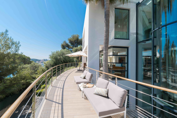 villa in Saint-Jean-Cap-Ferrat : Rent unique modern villa with panoramic sea view in Saint Jean Cap Ferrat - Photo 30