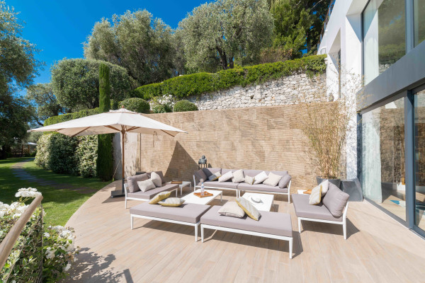 villa in Saint-Jean-Cap-Ferrat : Rent unique modern villa with panoramic sea view in Saint Jean Cap Ferrat - Photo 31