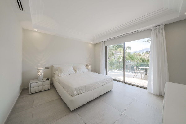 villa in Saint-Jean-Cap-Ferrat : Rent amazing private domaine comprised of three villas with swimming pool in Saint Jean Cap Ferrat - Photo 43