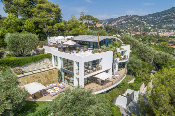villa in Saint-Jean-Cap-Ferrat : Rent unique modern villa with panoramic sea view in Saint Jean Cap Ferrat - Photo 6