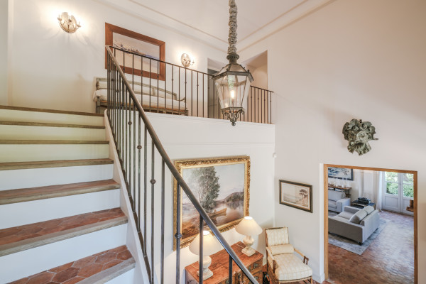 villa in Cannes : Beautiful Provencal bastide boasting fantastic panoramic sea views - Photo 14