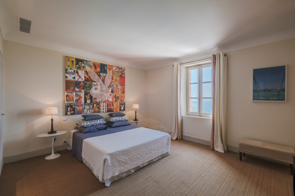 villa in Cannes : Beautiful Provencal bastide boasting fantastic panoramic sea views - Photo 15
