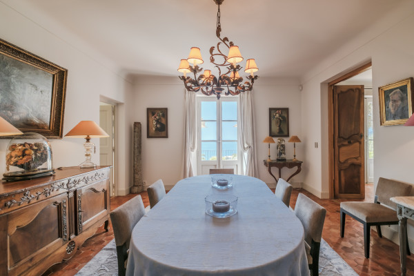 villa in Cannes : Beautiful Provencal bastide boasting fantastic panoramic sea views - Photo 6