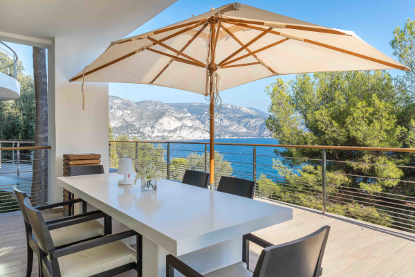 villa in Saint-Jean-Cap-Ferrat : Rent unique modern villa with panoramic sea view in Saint Jean Cap Ferrat - Photo 15