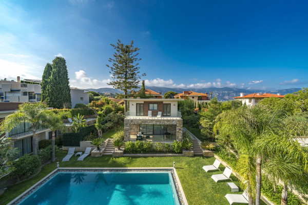 villa in Saint-Jean-Cap-Ferrat : Rent amazing private domaine comprised of three villas with swimming pool in Saint Jean Cap Ferrat - Photo 28