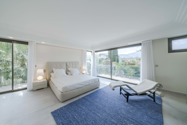 villa in Saint-Jean-Cap-Ferrat : Rent amazing private domaine comprised of three villas with swimming pool in Saint Jean Cap Ferrat - Photo 27