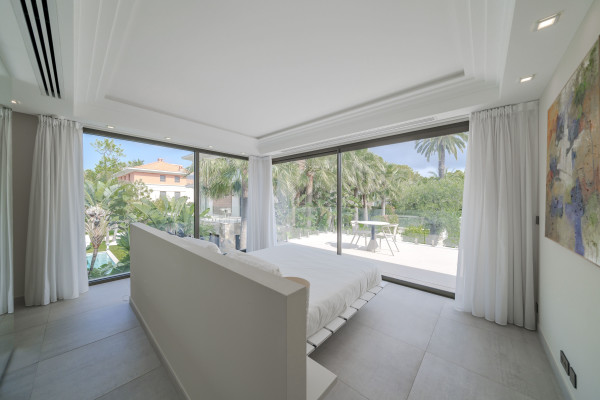 villa in Saint-Jean-Cap-Ferrat : Rent amazing private domaine comprised of three villas with swimming pool in Saint Jean Cap Ferrat - Photo 76