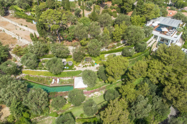 villa in Saint-Jean-Cap-Ferrat : Rent unique modern villa with panoramic sea view in Saint Jean Cap Ferrat - Photo 9