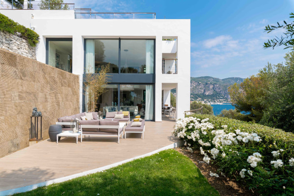 villa in Saint-Jean-Cap-Ferrat : Rent unique modern villa with panoramic sea view in Saint Jean Cap Ferrat - Photo 33