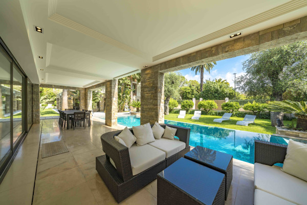 villa in Saint-Jean-Cap-Ferrat : Rent amazing private domaine comprised of three villas with swimming pool in Saint Jean Cap Ferrat - Photo 7