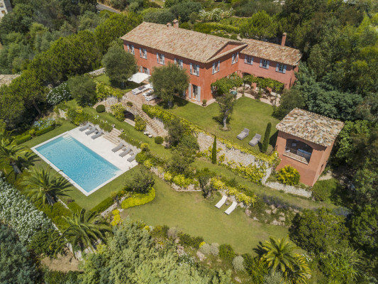 villa in Cannes : Beautiful Provencal bastide boasting fantastic panoramic sea views - Photo 57