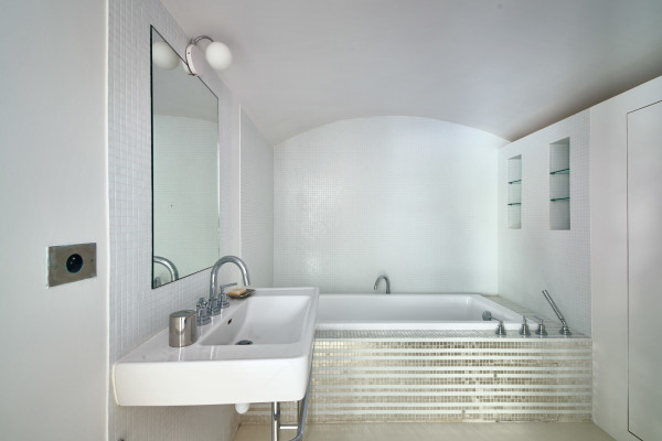 villa in Cap d'Antibes : Rent superb 5 bedroom villa close to the famous Plage de la Garoupe in Cap d'Antibes - Photo 14