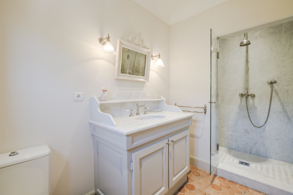 villa in Cannes : Beautiful Provencal bastide boasting fantastic panoramic sea views - Photo 25