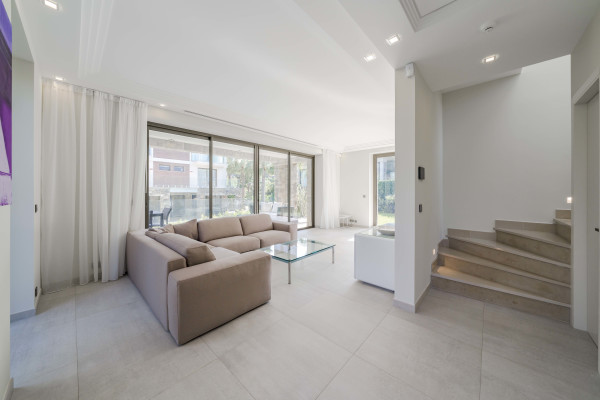 villa in Saint-Jean-Cap-Ferrat : Rent amazing private domaine comprised of three villas with swimming pool in Saint Jean Cap Ferrat - Photo 21