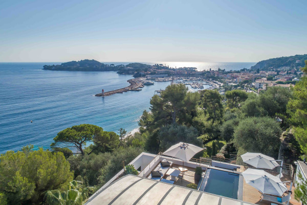 villa in Saint-Jean-Cap-Ferrat : Rent unique modern villa with panoramic sea view in Saint Jean Cap Ferrat - Photo 1