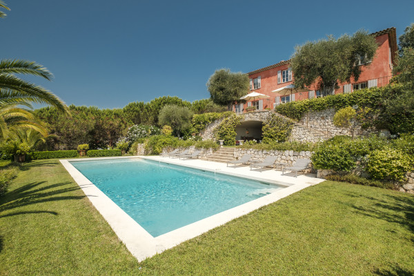 villa in Cannes : Beautiful Provencal bastide boasting fantastic panoramic sea views - Photo 77