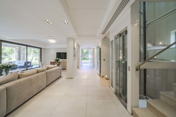 villa in Saint-Jean-Cap-Ferrat : Rent amazing private domaine comprised of three villas with swimming pool in Saint Jean Cap Ferrat - Photo 58