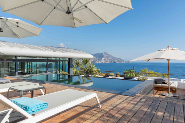 villa in Saint-Jean-Cap-Ferrat : Rent unique modern villa with panoramic sea view in Saint Jean Cap Ferrat - Photo 14