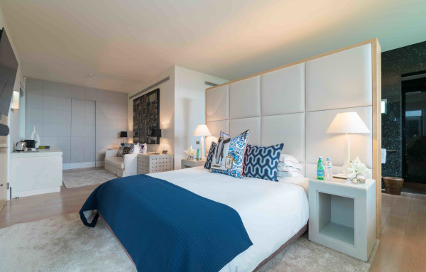 villa in Saint-Jean-Cap-Ferrat : Rent unique modern villa with panoramic sea view in Saint Jean Cap Ferrat - Photo 37