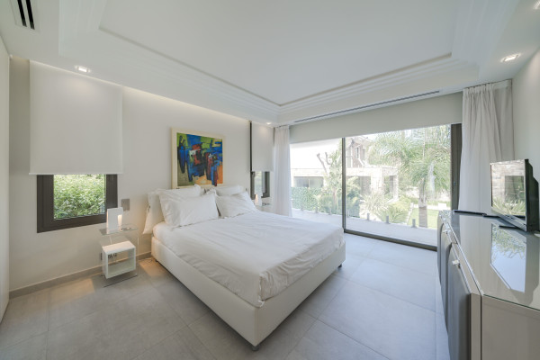villa in Saint-Jean-Cap-Ferrat : Rent amazing private domaine comprised of three villas with swimming pool in Saint Jean Cap Ferrat - Photo 66
