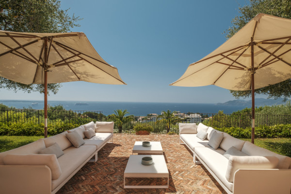 villa in Cannes : Beautiful Provencal bastide boasting fantastic panoramic sea views - Photo 32