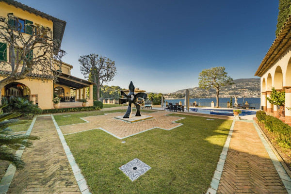 villa in Saint-Jean-Cap-Ferrat : Rent fantastic 6 bedroom waterfront villa  in Saint Jean Cap Ferrat - Photo 94