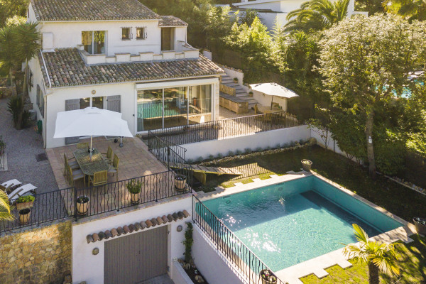 villa in Cap d'Antibes : Rent this charming Villa close to the Garoupe Beach on Cap d Antibes - Photo 2