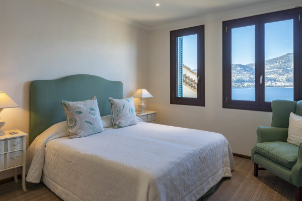 villa in Saint-Jean-Cap-Ferrat : Rent fantastic 6 bedroom waterfront villa  in Saint Jean Cap Ferrat - Photo 20