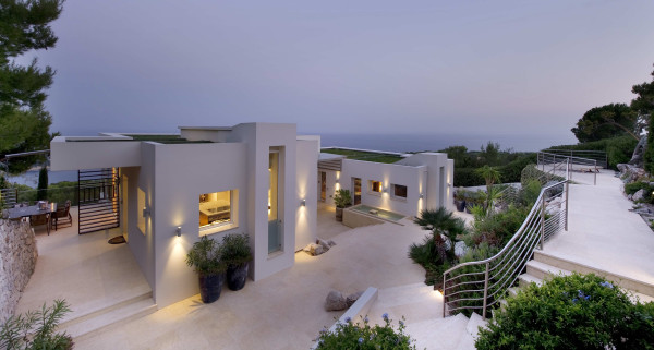 villa in Saint-Jean-Cap-Ferrat : Rent fantastic modern villa with sea view on the exclusive  Cap Ferrat - Photo 19
