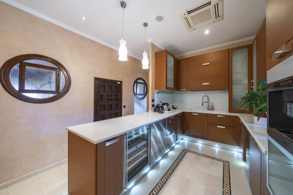 villa in Saint-Jean-Cap-Ferrat : Rent fantastic 6 bedroom waterfront villa  in Saint Jean Cap Ferrat - Photo 59