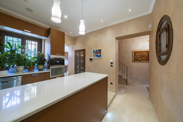 villa in Saint-Jean-Cap-Ferrat : Rent fantastic 6 bedroom waterfront villa  in Saint Jean Cap Ferrat - Photo 53