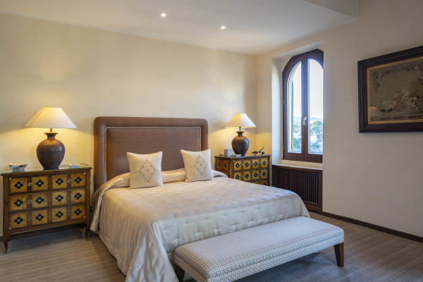 villa in Saint-Jean-Cap-Ferrat : Rent fantastic 6 bedroom waterfront villa  in Saint Jean Cap Ferrat - Photo 28